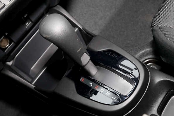自动挡汽车换挡杆上的挡是啥，知道这些你离老司机更进一步了