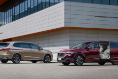 上汽大众威然今日上市 或推4车型 对标别克GL8