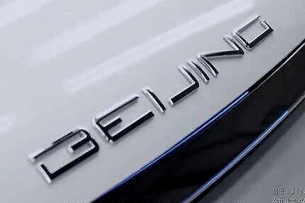 十天两场发布会，BEIJING汽车“频繁亮剑”的背后