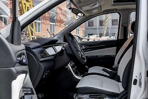 国产MPV的力作！49900元就能开回家，空间大如面包车，心动了