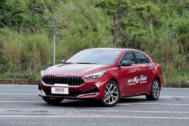 起亚K3性能测试：听说它是韩国版的卡罗拉。