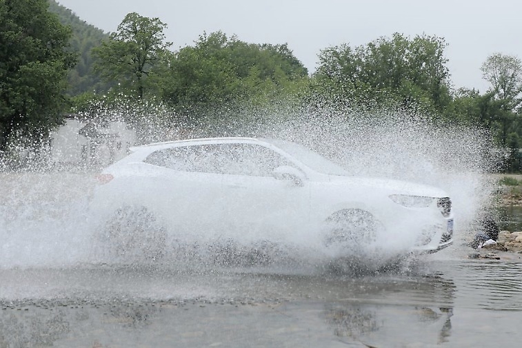 与WEY VV5相伴，穿皖南“小川藏线”，寻找旅行的意义