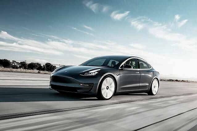 特斯拉Model 3是如何把发型哥惹怒的？
