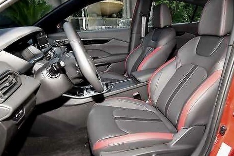 东风终于进步了！比思域更帅气，只卖百姓价，这款车拿得出手