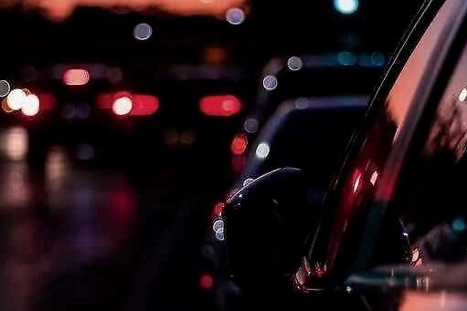 造车新势力又一个“灵魂拷问”：究竟涨不涨价？谁先涨价谁先输？