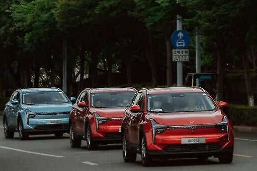 上海实拍哪吒U国潮纯电SUV，15万级纯电SUV市场来了一条大鱼