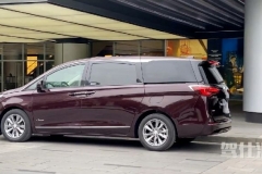 真实模拟别克GL8艾维亚用车场景：商务精英已入戏