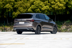 GL8的对手，大众威然本周上市，高配不到40万，3档按摩同级少见