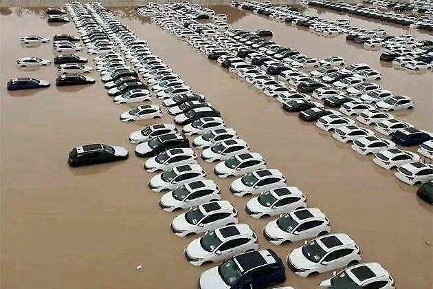 广州暴雨致电动车电池严重损毁，保险公司称只能进行报废！