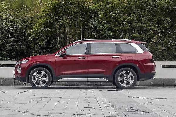 尺寸比汉兰达大，颜值很高，还是全系6座，为何现代胜达没人买？