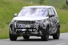 或推出插混版车型 路虎新款发现谍照曝光