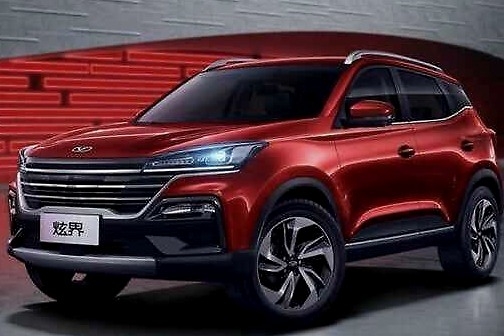 砸25亿只为造辆车，五粮液是有钱没处花了？网友：白酒它不香吗？