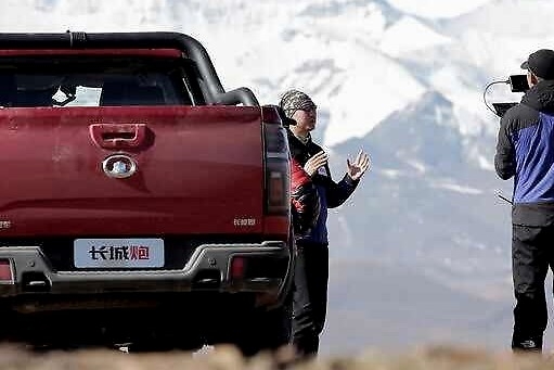 2020珠峰高程测量登顶成功，长城炮越野皮卡预售价16-20万元