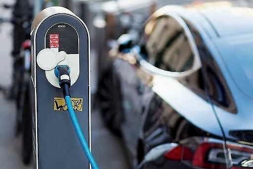 新能源车险专属条款已经提了好几年，为何迟迟无法最终敲定？