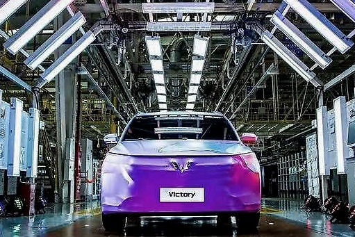 有人换新标，有人玩“双标”！车企LOGO更替的背后却各有玄机