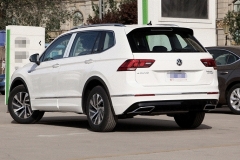 大众又出大招，2020款途观L PHEV上市，26.58万起百公里加速8秒