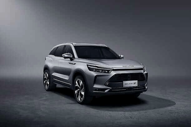 BEIJING-X7预售价10万-15万，轴距达2800mm，提供L2级自动驾驶