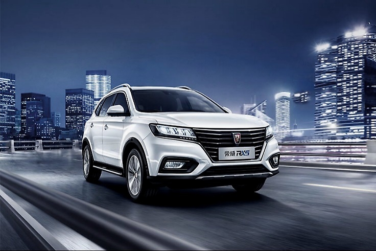 9万出头标配全景天窗和大屏，荣威RX5再推两款车