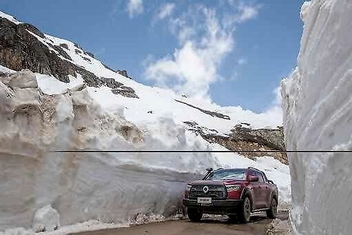 2020珠峰高程测量登顶成功，长城炮越野皮卡预售价16-20万元