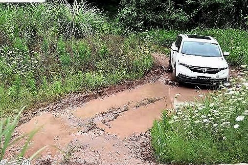 硬核联手，突破边界——东风风神AX7燃擎开启硬核品质挑战