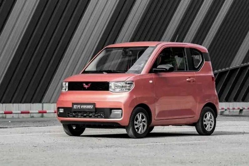 宏光MINI EV预售2.98万元起，F3超值版售4.78万元…丨今日车闻