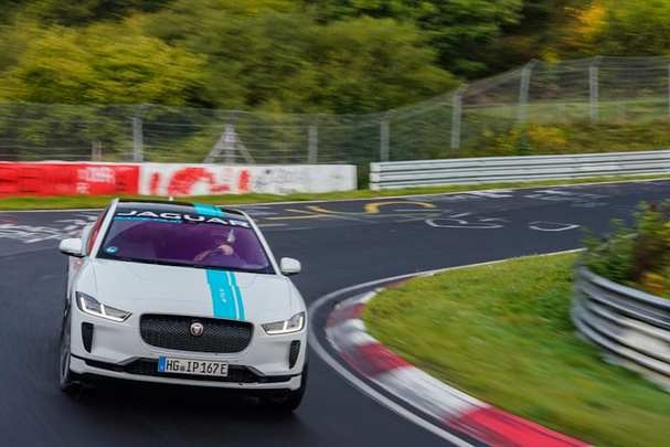 捷豹XJ将获SVR性能版