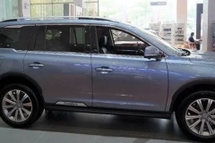 不到18万，有了这台2.0T的7座SUV，还买什么5座车？