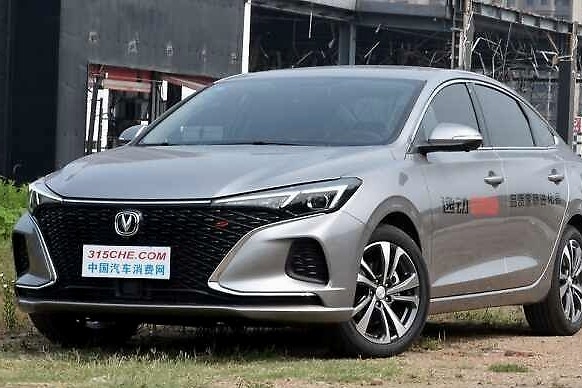 都说全新逸动是国产轿车的新标杆，今天就来试一下！