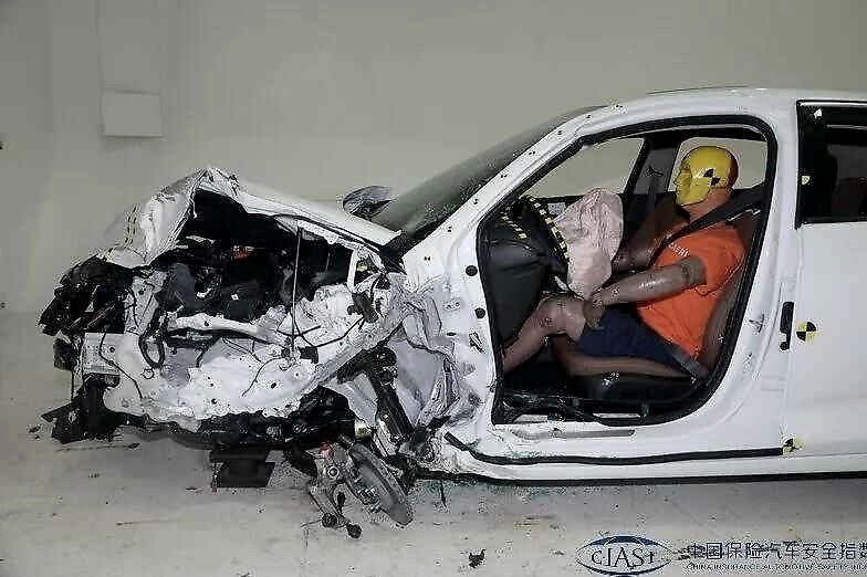 中保研君威碰撞成绩出炉，成绩理想