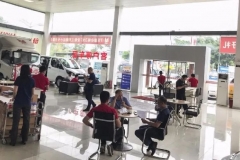 域虎9能居家、撒野、商用，十几万就能拥有，还买啥家用车？