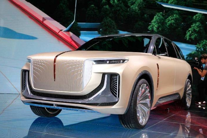 红旗版“库里南”曝光！前脸霸气4秒破百，或命名HS9