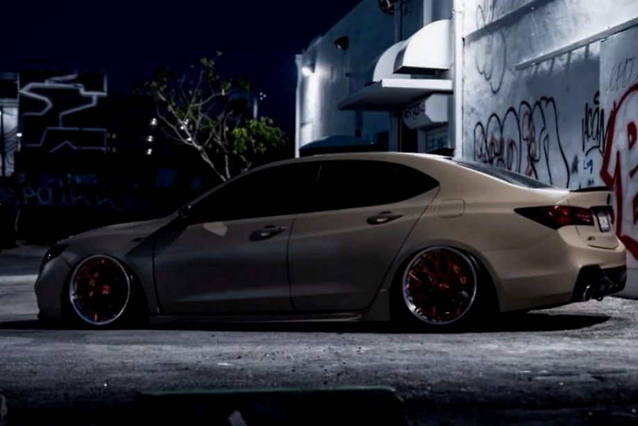 卷土重来！新款讴歌TLX亮相，这内饰……