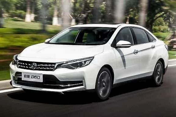同比销量“拦腰斩”，噱头也不灵了，启辰D60，你毕竟不是轩逸