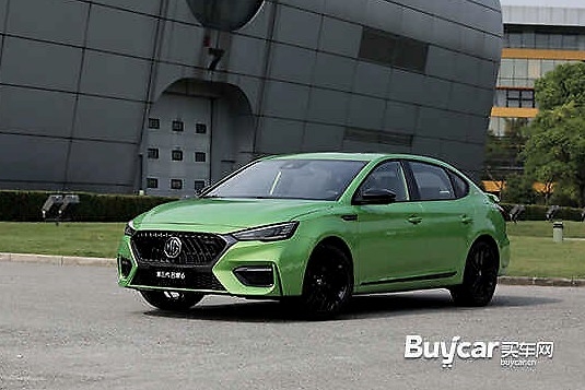 买它何须再去改装厂？抢先实拍第三代名爵6 Trophy版