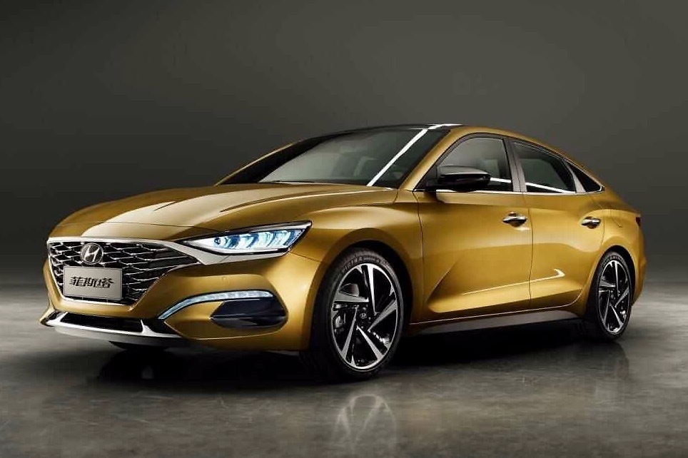 现代菲斯塔销量骤降，颜值高加速快也逃不出高开低走的命运？