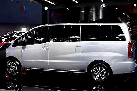 中国制造的MPV，大7座才卖61800元，空间如货车，还看啥五菱宏光