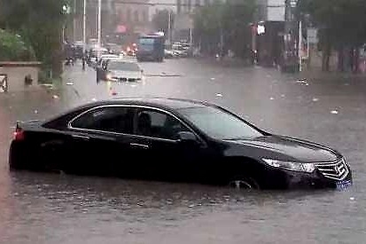 一场暴雨之后，为什么新能源车都露馅了？