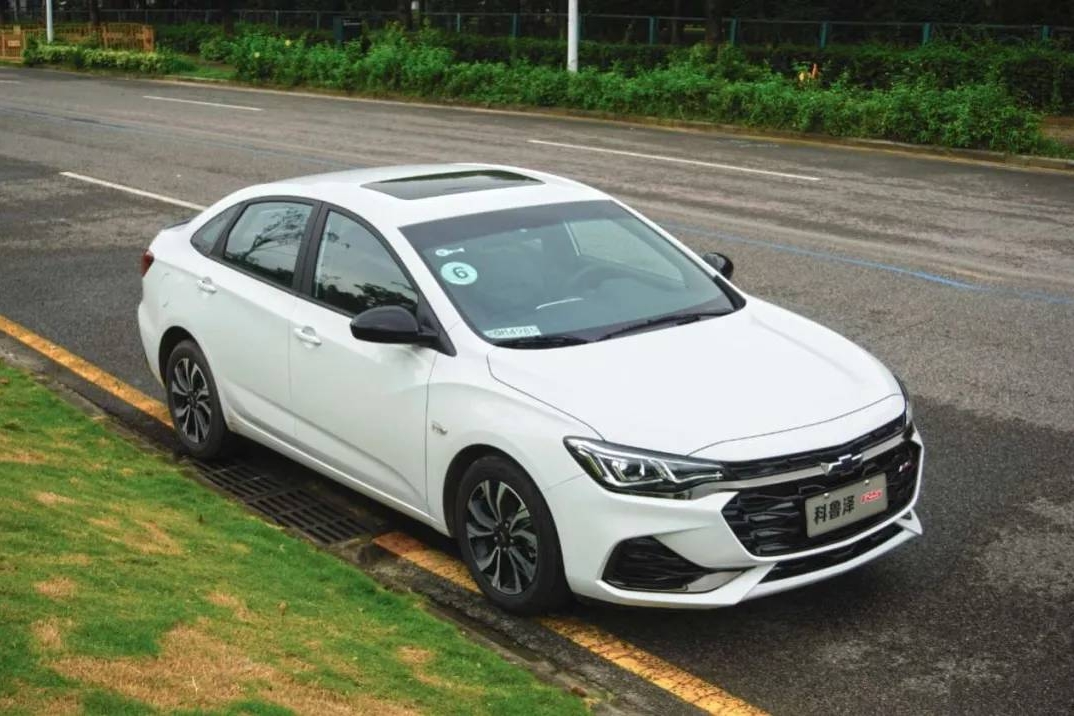 48V轻混加持，科鲁泽RS不止要运动，还要更居家