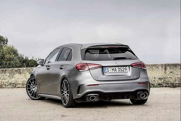 国产版相同门槛，反正选择了奔驰小钢炮，何不买进口“正品”？