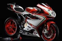 奥古斯塔官宣公升级四缸仿赛F4将在5年内复活