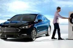 电动燃油随时切换，这几款轿车确实划算