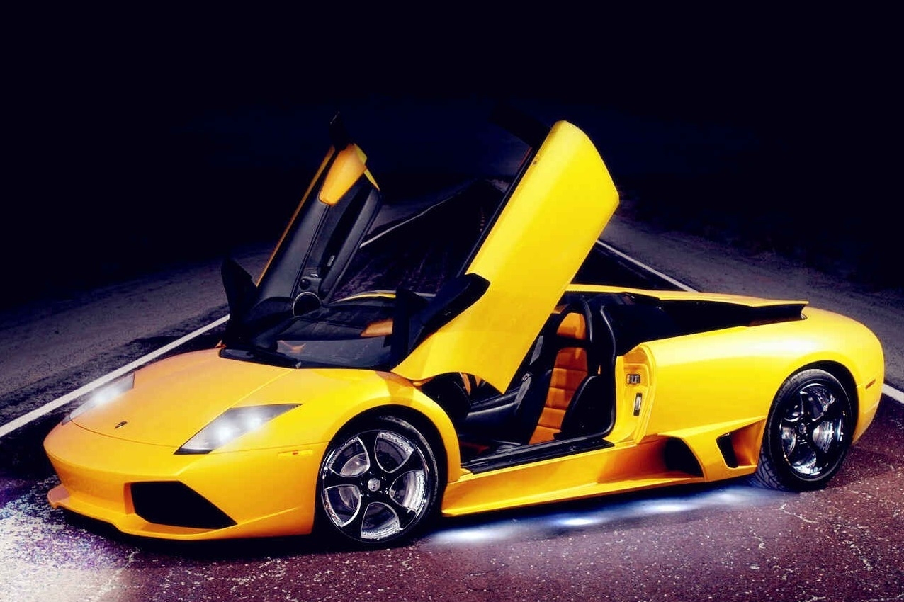 为什么在高速上很少见到跑车？