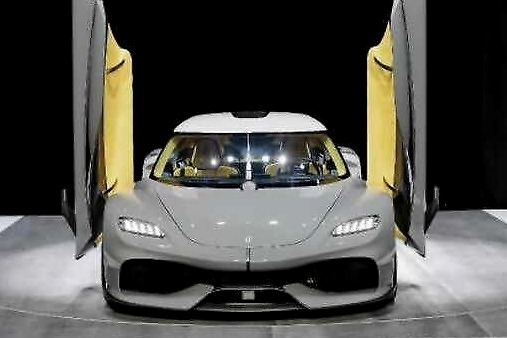 跨界玩造车阵营再添一员大将，恒大斥资2000万的超跑果然与众不同