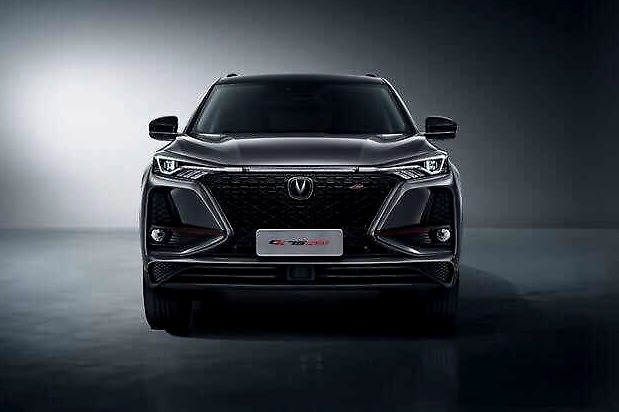 打铁还需自身硬，长安CS75系列销量杀入前三，谁在背后助力？