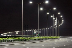 高速收费那么高，为何连路灯都没有？原因意想不到