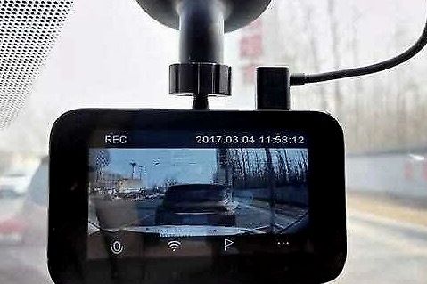 别再只要脚垫了 买车时这些赠品才是最实用的