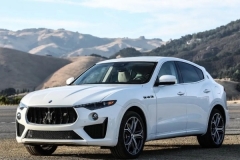 一个配置顶一台车！豪车身上这些装X设备的价钱你想都想不到