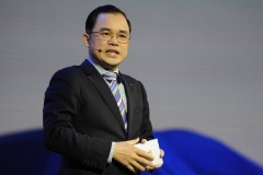 朱华荣接替张宝林出任长安汽车董事长