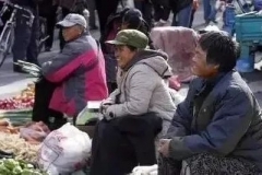 城管和小贩已经和解了，交警跟电动车啥时不再对立？