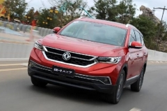 把车标换成英文字母就能逆天改命？捷达：我偏不信